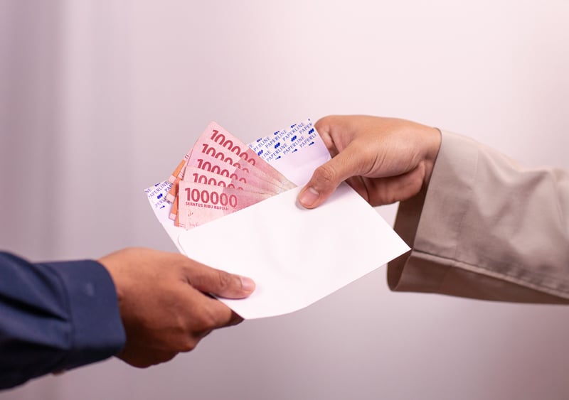 5 Fraud Prevention Strategies for Overseas Payments cover image