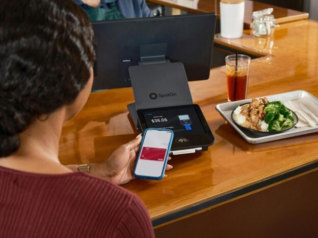 Contactless Payment for Restaurants: Key Benefits & Tips