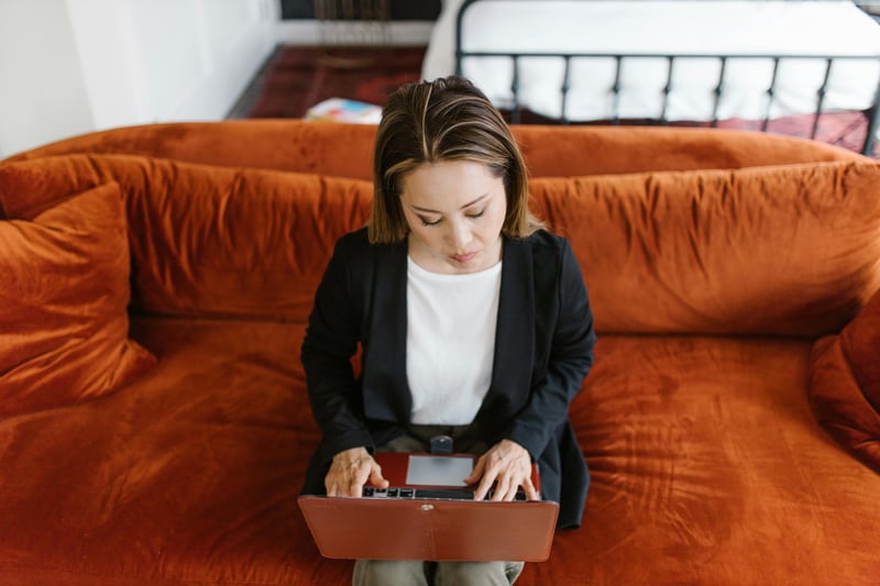 Merchant account vs payment gateway featured image